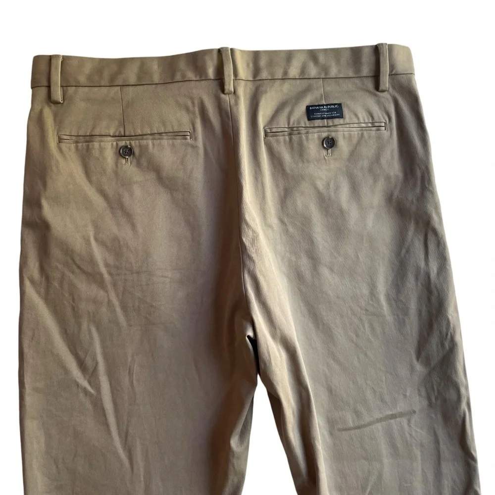 Banana Republic Fulton Skinny Rapid Movement Chino Pant Tan Brown Size 36W 27L